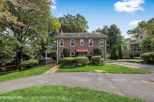 3844 Woodhill Pl, Knoxville, TN, 37919-6655 | Card Image