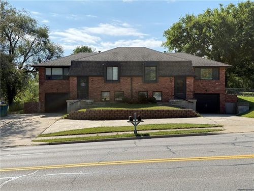 07-13405-07 Johnson Dr, Shawnee, KS, 66216-1656 | Card Image