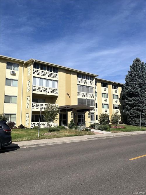 12b-695 S Alton Way, Denver, CO, 80247-1725 | Card Image