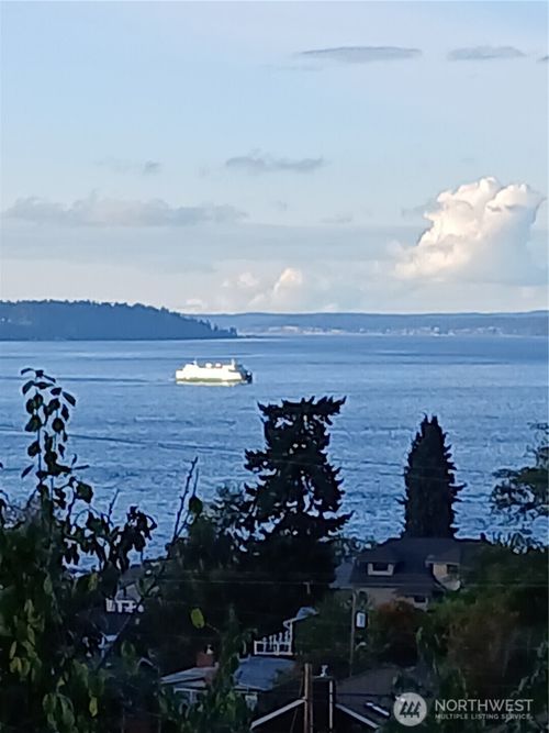 660 Campbell Ave, Mukilteo, WA, 98275-2000 | Card Image