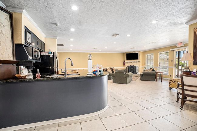 424 - 1500 Bay Area Blvd, House attached with 2 bedrooms, 2 bathrooms and null parking in Houston TX | Image 19
