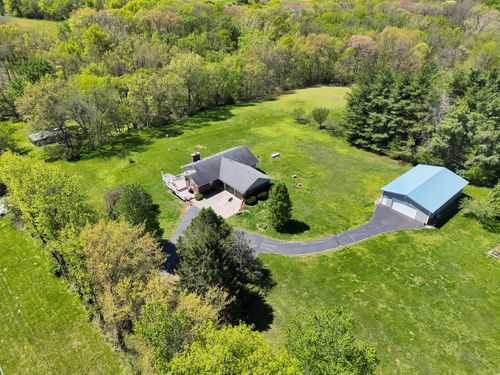 12090 W Highway Ee, ROCHEPORT, MO, 65279 | Card Image