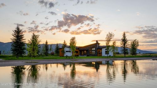 9346 Bison Dr, Victor, ID, 83455 | Card Image