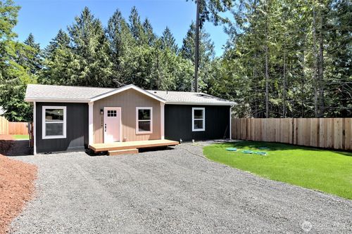 121 E Ashwood Ln, Shelton, WA, 98584-8165 | Card Image