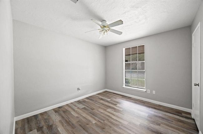 8803 Enchanted Forest Dr, House other with 3 bedrooms, 2 bathrooms and 2 parking in Houston TX | Image 15