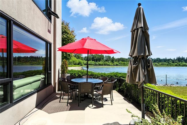 APT-101 - 9717 Ne Juanita Dr, Condo with 2 bedrooms, 2 bathrooms and 2 parking in Kirkland WA | Image 23