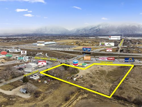 377 N 1900 W, Marriott Slaterville, UT, 84404-9470 | Card Image