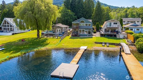 270 Shallow Shore Rd, Bellingham, WA, 98229-8500 | Card Image