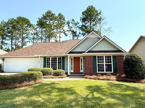 5263 Maycomb Ave, Hahira, GA, 31632-2632 | Card Image