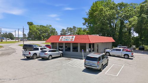 1115 John Small Ave, Washington, NC, 27889-3846 | Card Image