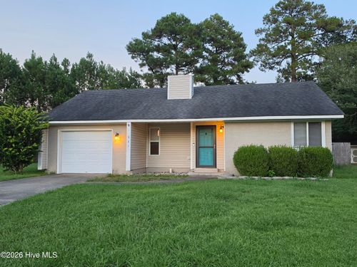 621 Walden Pl, Jacksonville, NC, 28546-5929 | Card Image
