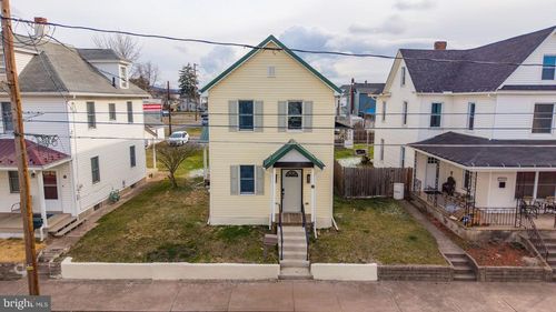200 Iron St, Berwick, PA, 18603-4651 | Card Image
