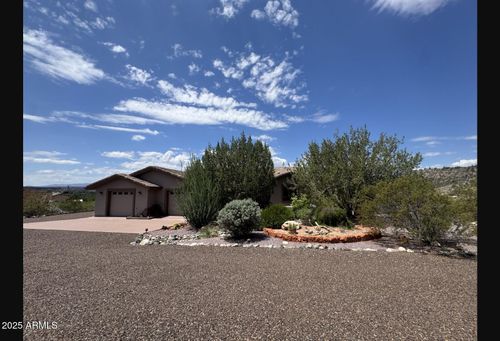 6075 N Thunder Ridge Rd, Rimrock, AZ, 86335-6026 | Card Image