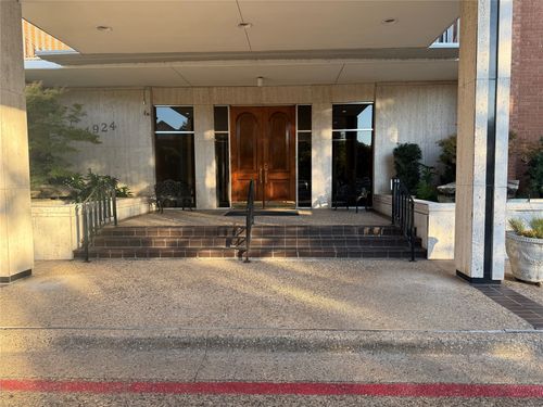 apt-2e-4924 Cobbs Dr, Waco, TX, 76710-2702 | Card Image