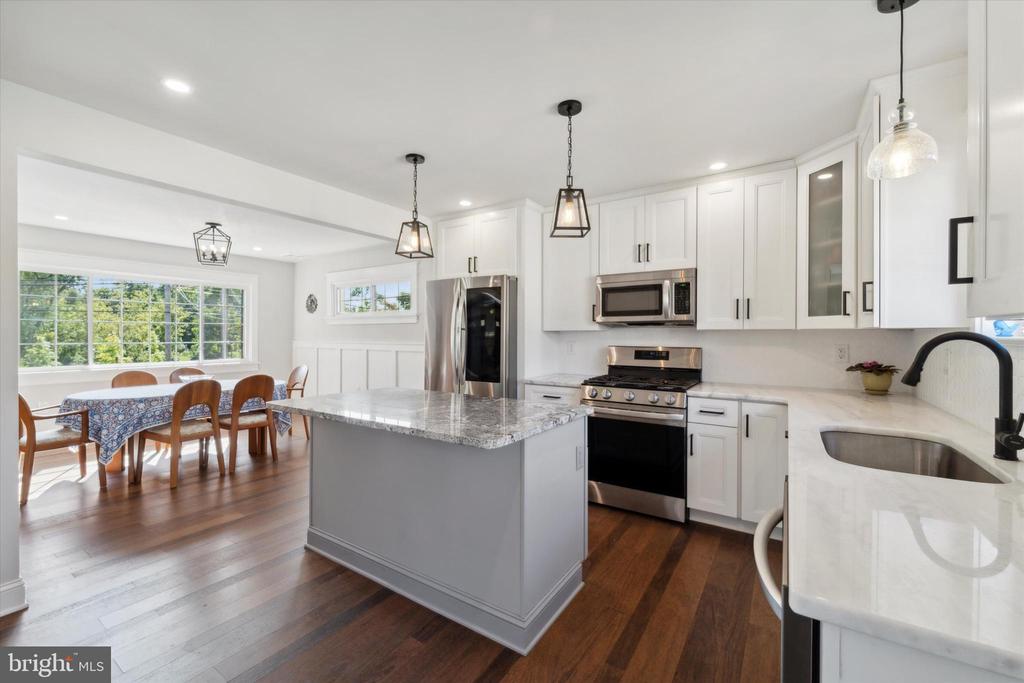 Conestoga Rd, Wayne, PA 19087