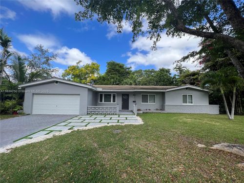 6501 Sw 65th St, South Miami, FL, 33143-3213 | Card Image