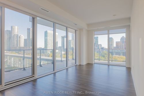 702-9 Tecumseth St, Toronto, ON, M5V0S5 | Card Image