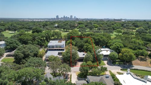 409 Hazelwood Dr, Fort Worth, TX, 76107-1517 | Card Image