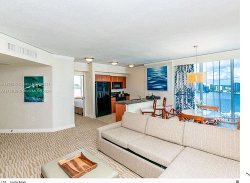 1604and1605-18001 Collins Ave, Sunny Isles Beach, FL, 33160 | Card Image