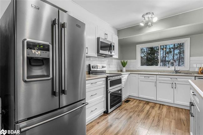 18 Princess Dr, House other with 3 bedrooms, 2 bathrooms and 6 parking in Lisle ON | Image 9