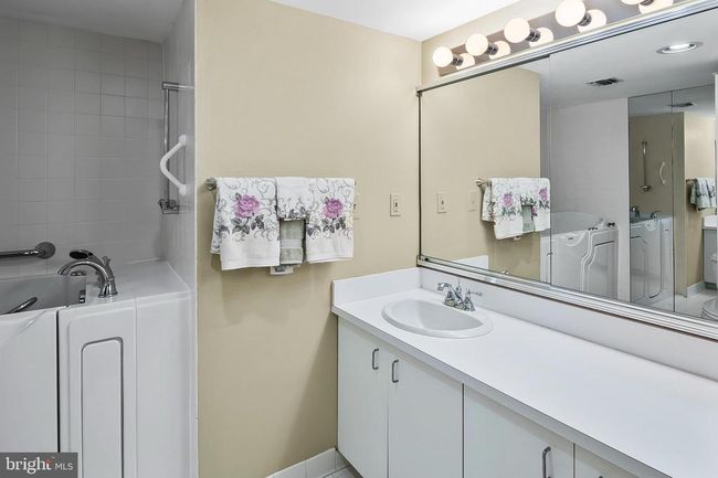 APT-201 - 2 High Stepper Ct, Condo with 2 bedrooms, 2 bathrooms and null parking in BALTIMORE MD | Image 26