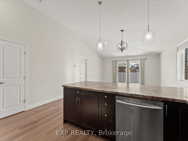 2540 Pillette Rd, House attached with 2 bedrooms, 2 bathrooms and 2 parking in Windsor ON | Image 10