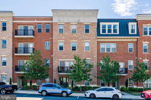 42831 Littlehales Ter, BRAMBLETON, VA, 20148-1821 | Card Image