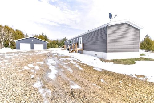 W3910 County Road 358, Stephenson, MI, 49887-9408 | Card Image