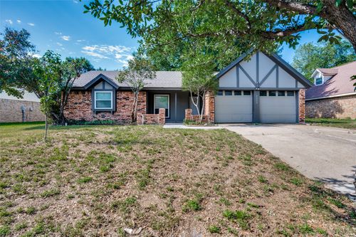 4228 Longleaf Ln, Fort Worth, TX, 76137-2026 | Card Image