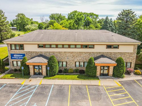 7477 S State Rd, Goodrich, MI, 48438-8745 | Card Image