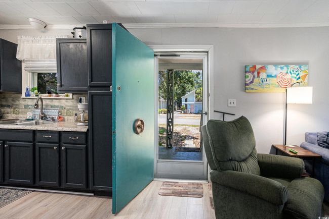 505 19 Th Ave S, House other with 2 bedrooms, 1 bathrooms and 4 parking in North Myrtle Beach SC | Image 6