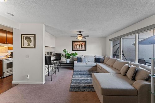 2504 Bishop Ln, Antioch, CA, 94509-4106 | Card Image