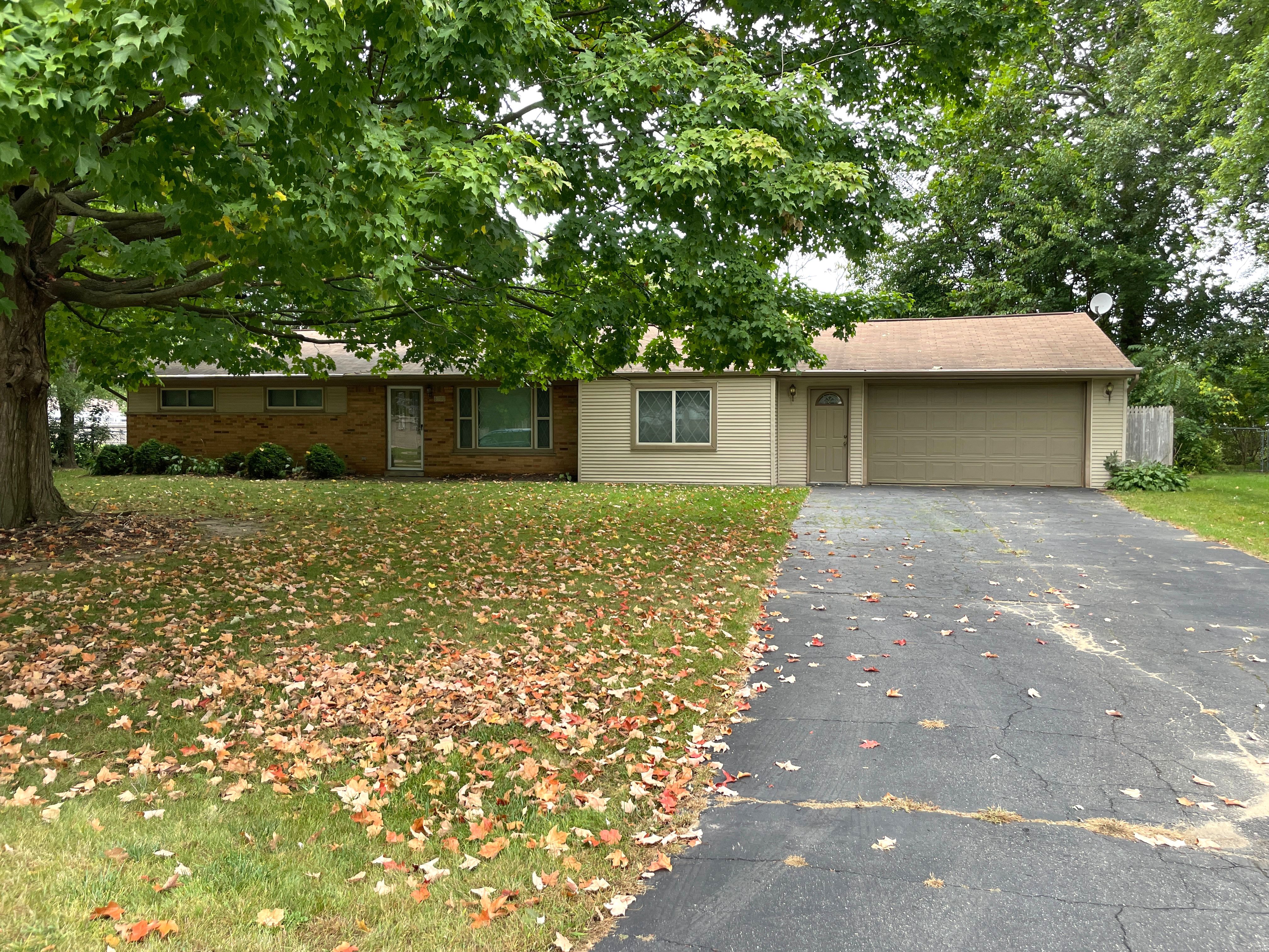 Crab Apple St, Clarkston, MI 48346