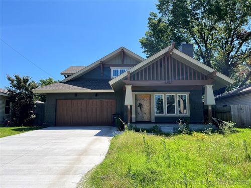 4949 S Boston Pl, Tulsa, OK, 74105-4605 | Card Image