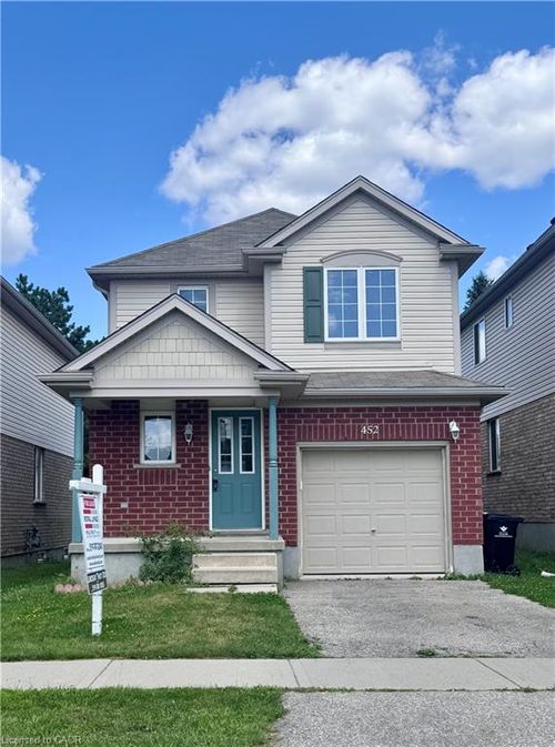 452 Beaumont Cres, Kitchener, ON, N2A0C4 | Card Image