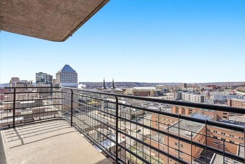 unit-1809-26 10th St W, Saint Paul, MN, 55102-5037 | Card Image