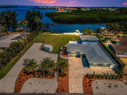 1620 Sea Breeze Dr, TARPON SPRINGS, FL, 34689-2028 | Card Image