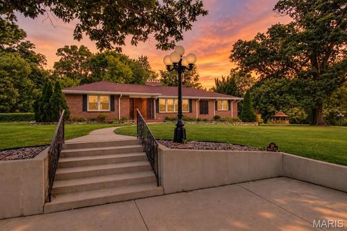 20 Fairmount Dr N, Alton, IL, 62002-3217 | Card Image