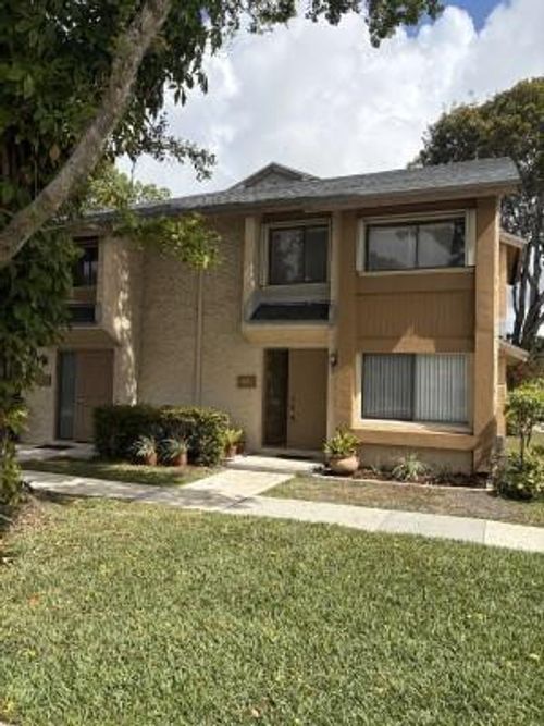 68-68 Wimbledon Lake Dr, Plantation, FL, 33324-2421 | Card Image