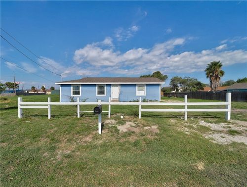 1008 Mounts Dr, Corpus Christi, TX, 78418-3332 | Card Image