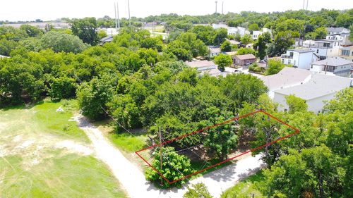 1302 Bliss St, Dallas, TX, 75203 | Card Image