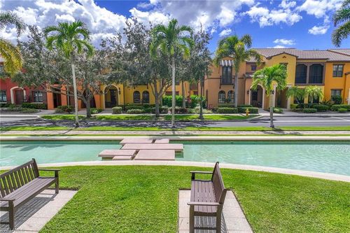 62-9076 Rialto St, NAPLES, FL, 34113-3317 | Card Image