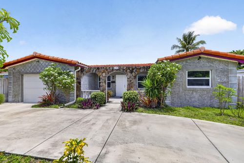 4399 Nw 43rd Ct, Lauderdale Lakes, FL, 33319-4724 | Card Image