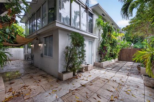 1-1055 Sw 12th St, Miami, FL, 33129-1824 | Card Image