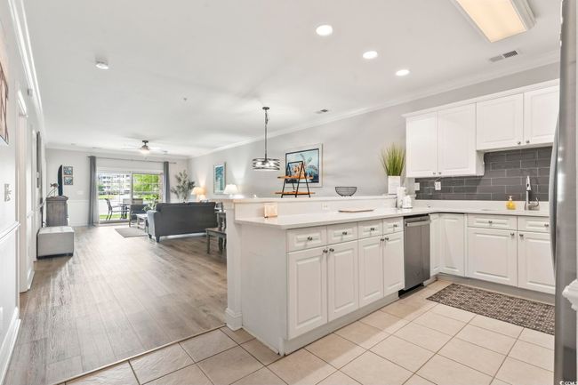 APT-104 - 4861 Luster Leaf Cir, Condo with 3 bedrooms, 2 bathrooms and null parking in Myrtle Beach SC | Image 5