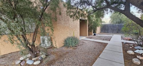 3334 E Presidio Road, Tucson, AZ, 85716 | Card Image