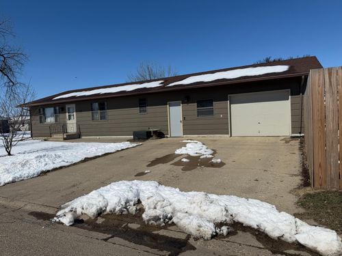 511 4th Ave, Milnor, ND, 58060-4043 | Card Image