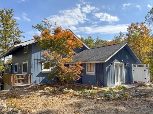 505 Adams Rd, Gatlinburg, TN, 37738-4625 | Card Image