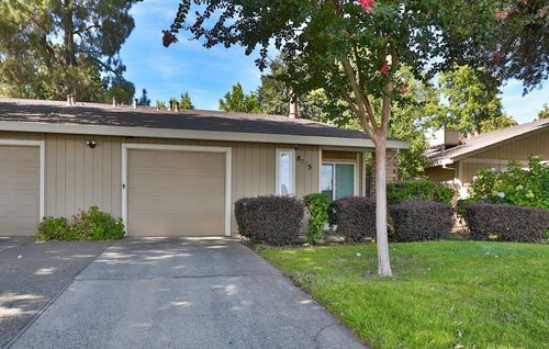 8075 La Riviera Drive, Sacramento, CA, 95826 | Card Image
