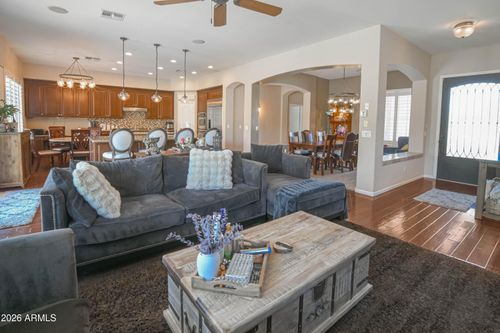 4019 E Del Rio St, Gilbert, AZ, 85295-7701 | Card Image